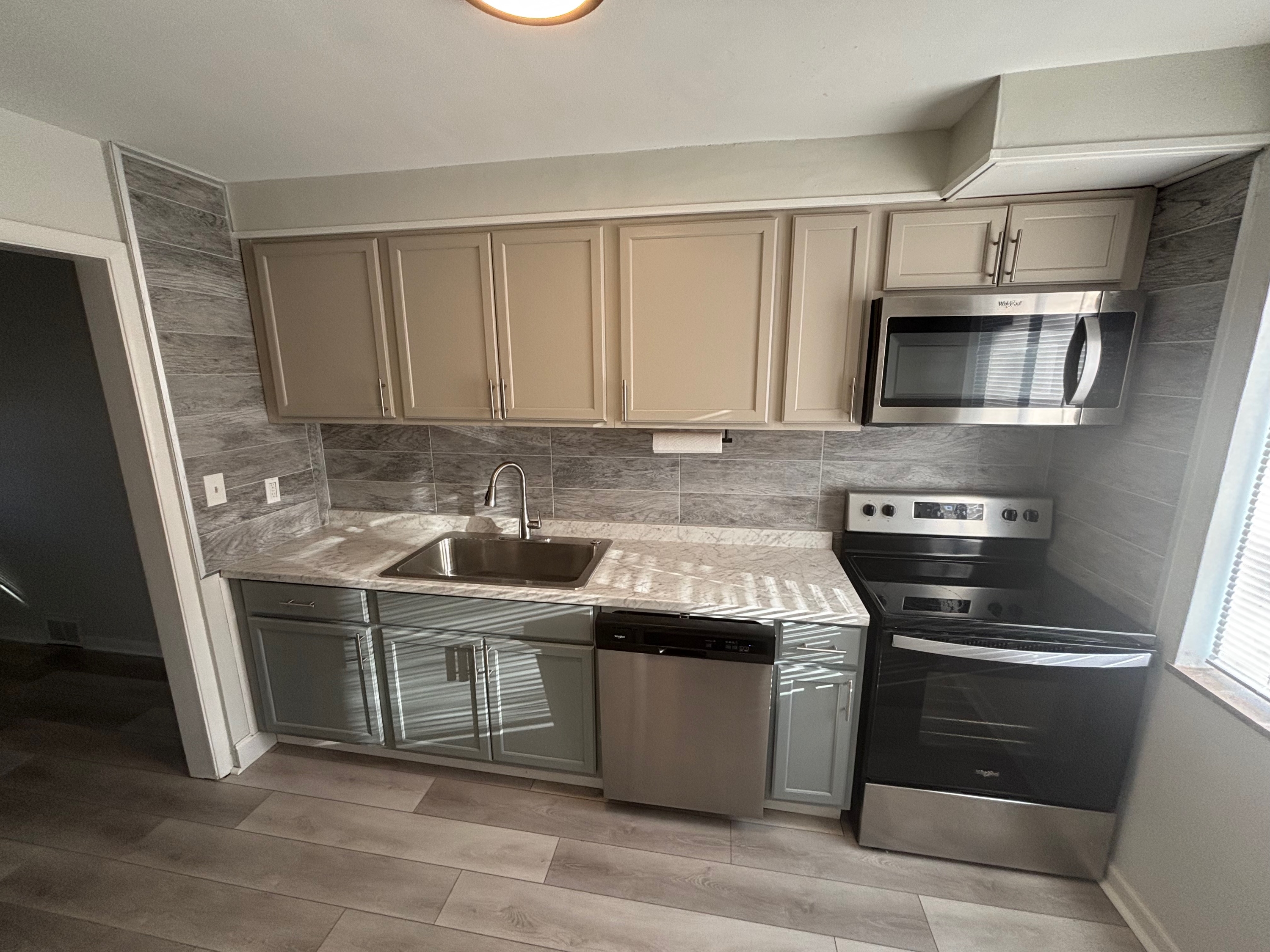 22432 Fairlawn Circle